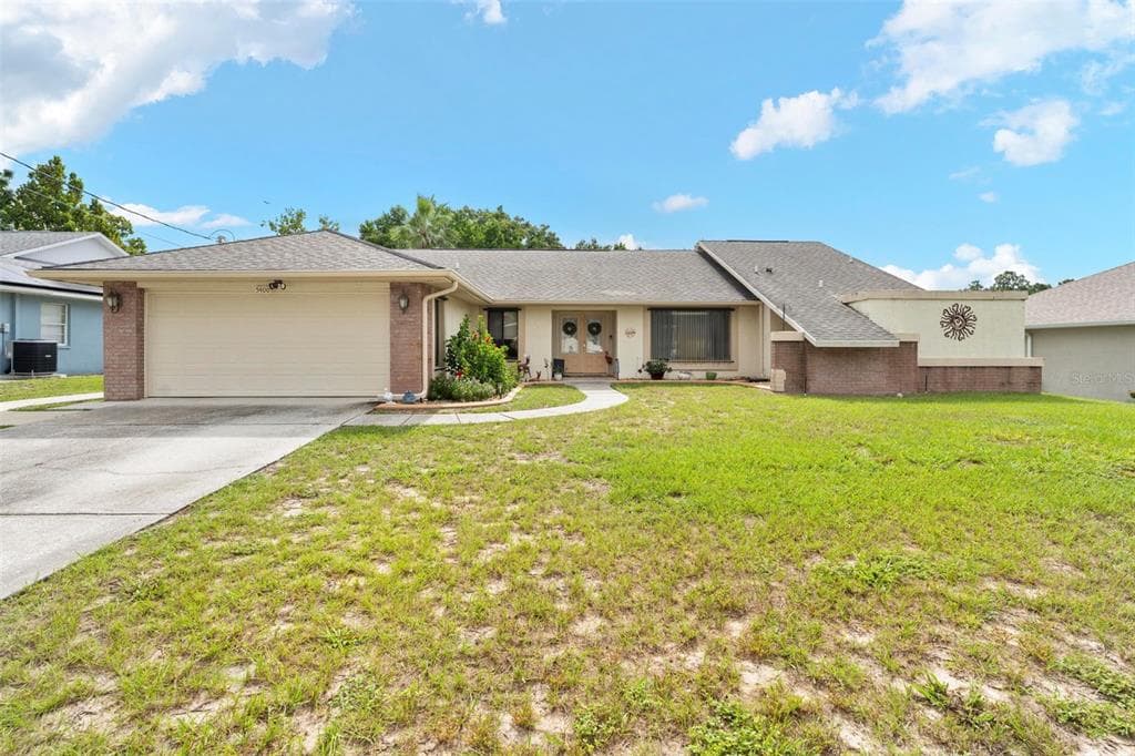 5400 BIRCHWOOD ROAD - 3bd/2ba - $355,000 - SPRING HILL, FL
