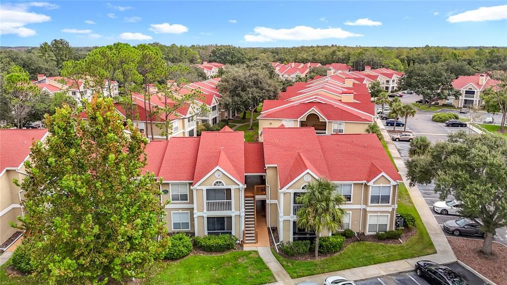 9481 HIGHLAND OAK DRIVE UNIT 912 - 2bd/1ba - $145,000 - TAMPA, FL