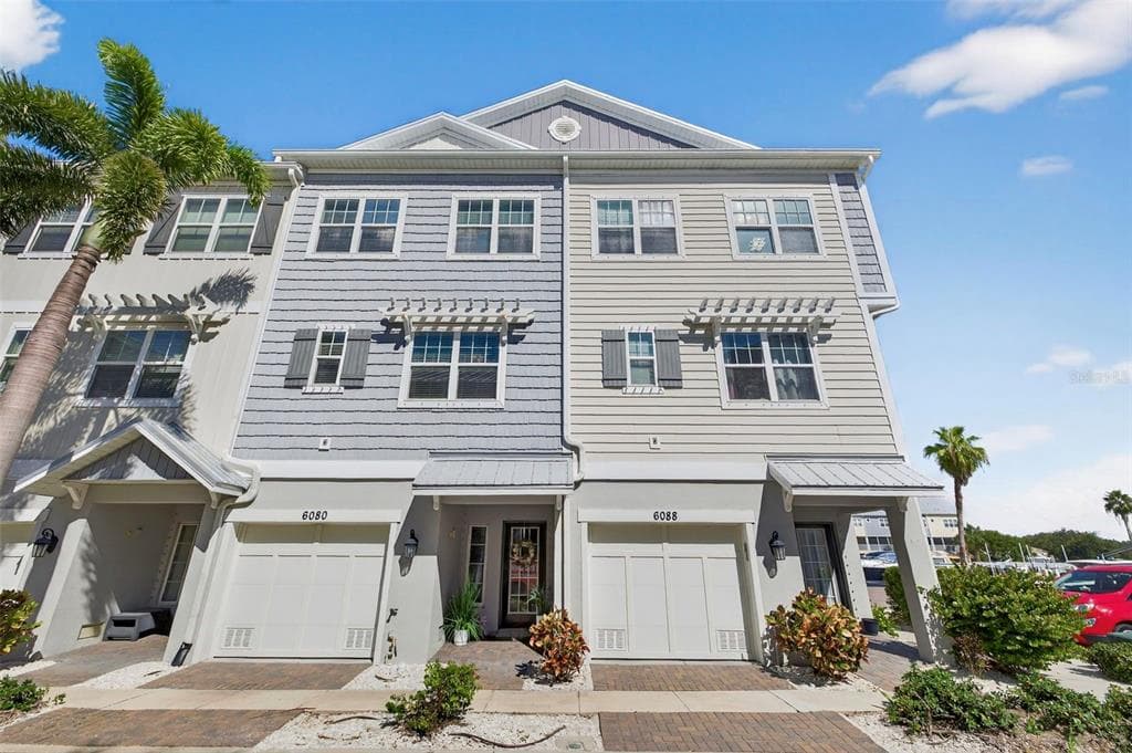 6080 MOORINGS DRIVE S - 4bd/3ba - $710,000 - ST PETERSBURG, FL