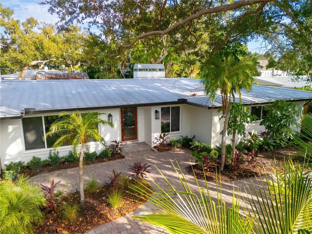 3705 TANGIER TERRACE - Interior/Exterior Photo 4 - SARASOTA, FL