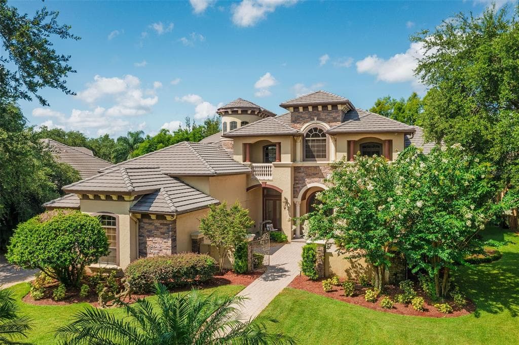 8402 LAKE BURDEN CIRCLE - 5bd/7ba - $2,850,000 - WINDERMERE, FL