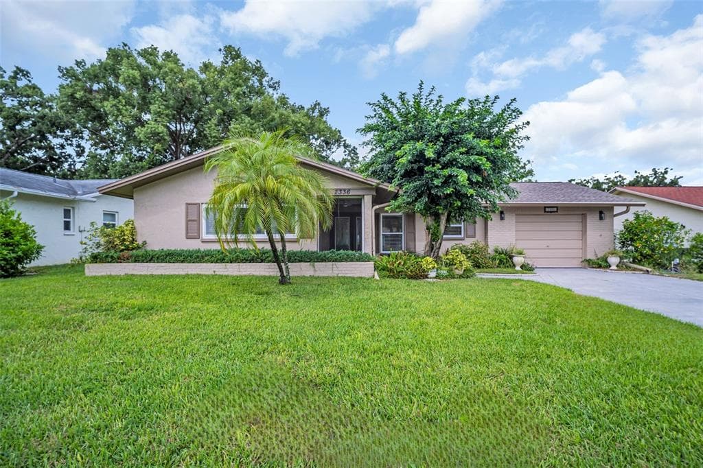 2336 MALCOLM DRIVE - 2bd/2ba - $369,900 - PALM HARBOR, FL