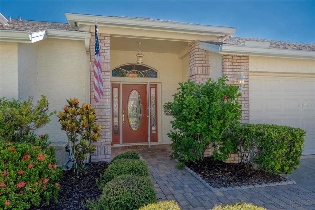 1208 FLORA VISTA STREET - 2bd/2ba - $419,000 - TRINITY, FL
