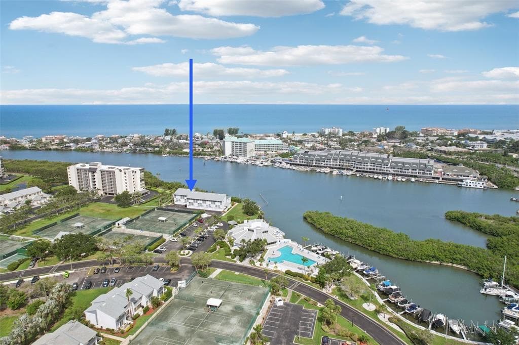 14800 WALSINGHAM ROAD UNIT 1215 - 2bd/2ba - $399,000 - LARGO, FL