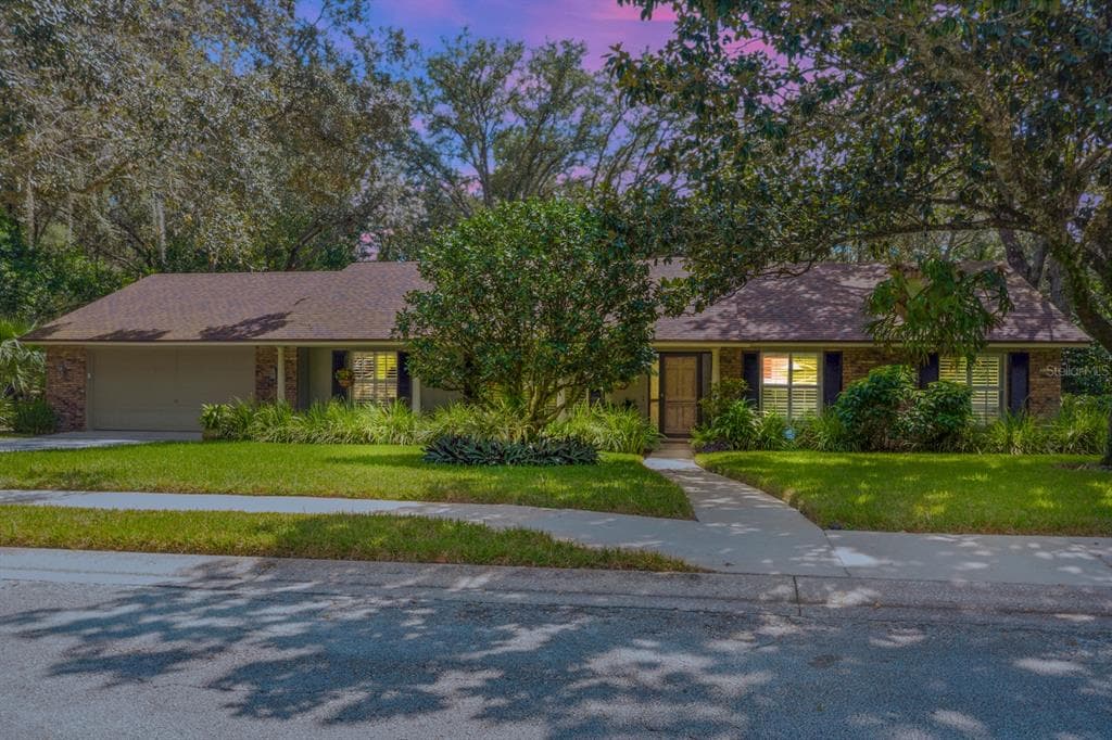 212 E SWEETWATER CREEK DRIVE - 4bd/2ba - $700,000 - LONGWOOD, FL