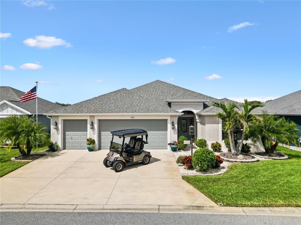 555 RANDALL ROAD - 3bd/3ba - $629,000 - THE VILLAGES, FL