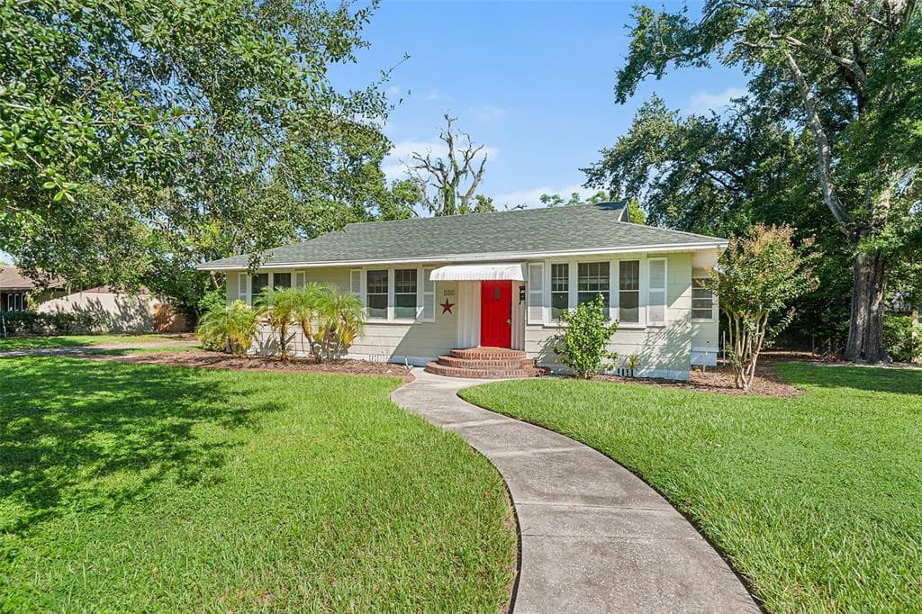 301 W BELVEDERE STREET - 3bd/1ba - $295,000 - LAKELAND, FL
