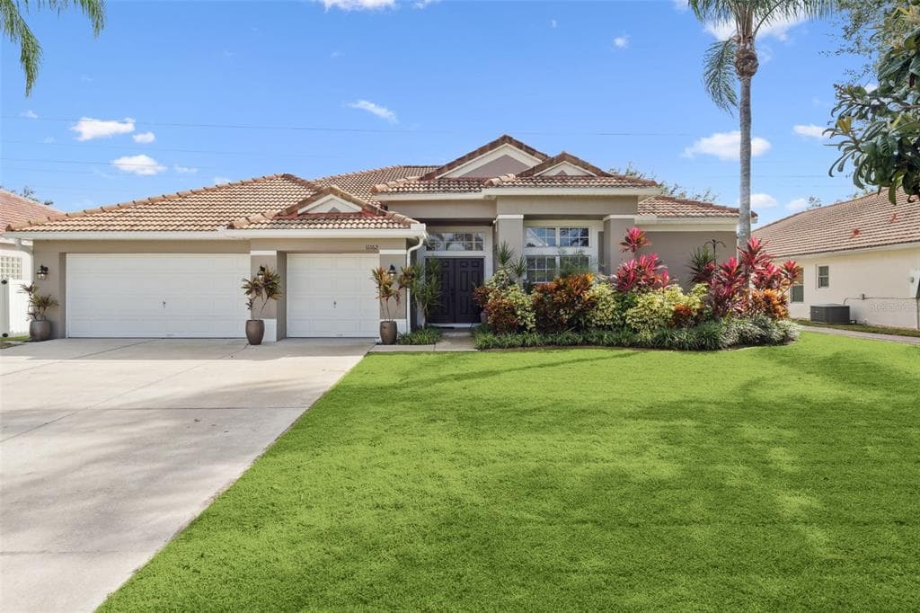 11162 LEDGEMENT LANE - 4bd/4ba - $1,045,000 - WINDERMERE, FL