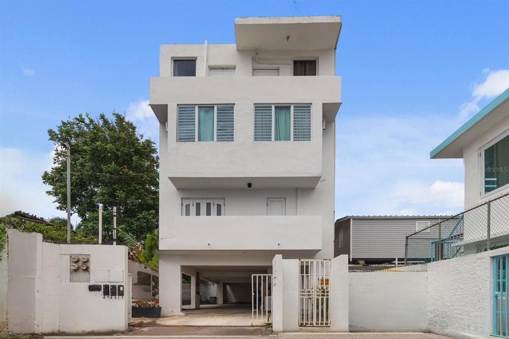 1855 CALLE PABELLONES UNIT A2 - 1bd/1ba - $215,000 - SAN JUAN, PR