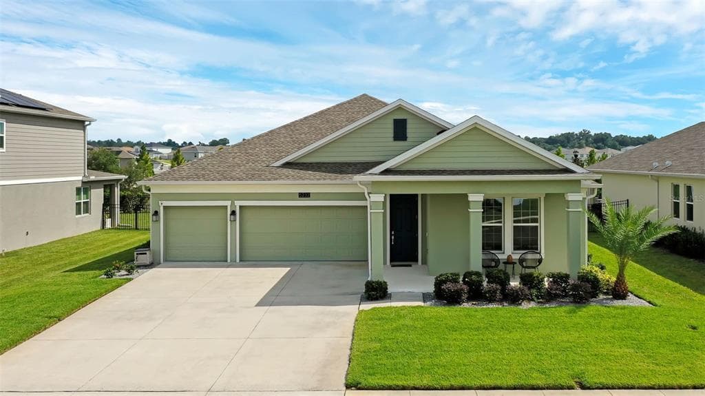 5232 RED CORAL - 4bd/3ba - $499,000 - MOUNT DORA, FL