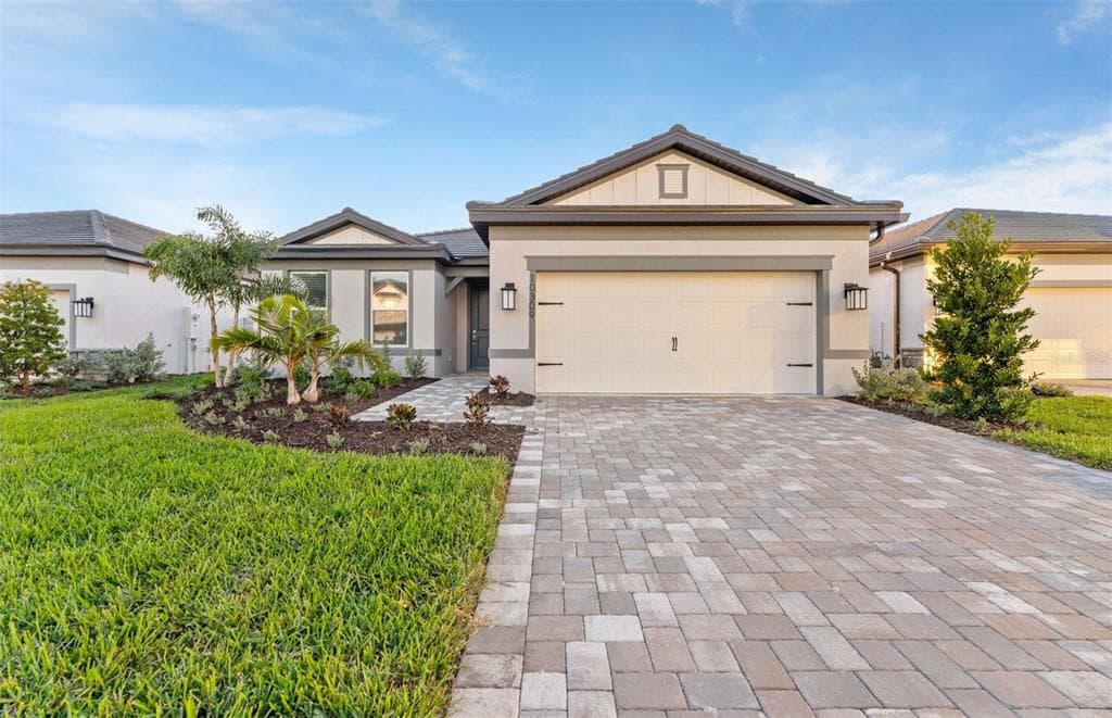10309 CROSS RIVER TRAIL - 3bd/3ba - $509,880 - PARRISH, FL