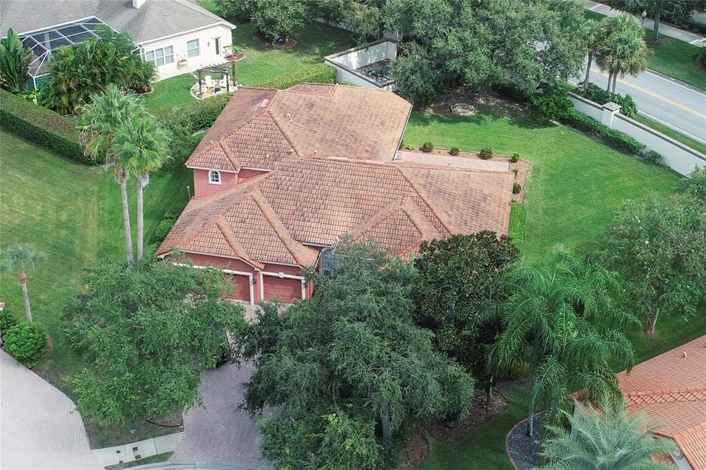 10700 GARDA DRIVE - 4bd/4ba - $799,900 - TRINITY, FL