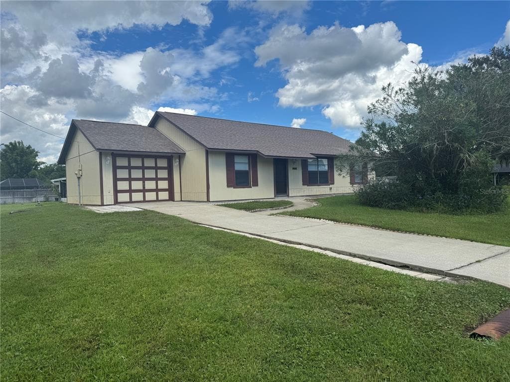 2232 ROYAL PALM DRIVE - 3bd/2ba - $239,000 - EDGEWATER, FL