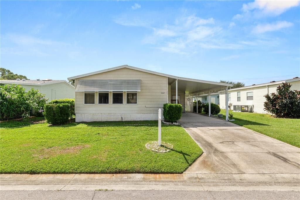 2247 CYPRESS CROSS LOOP - 2bd/2ba - $139,900 - LAKELAND, FL
