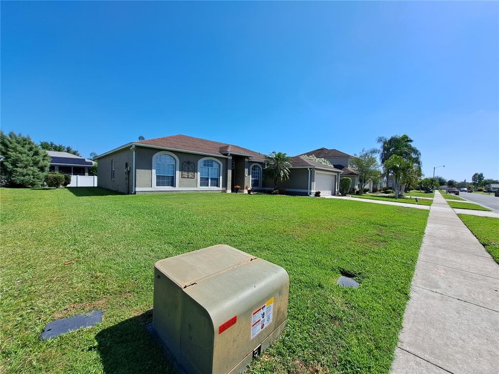 2863 MIDDLETON CIRCLE - Interior/Exterior Photo 3 - KISSIMMEE, FL