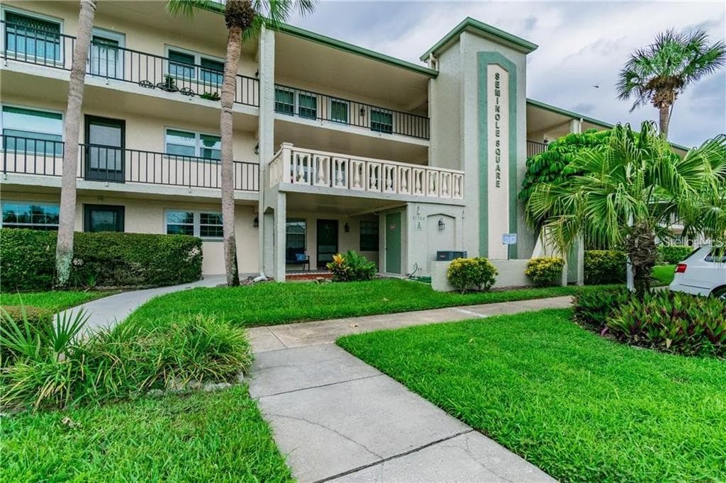 11700 PARK BLVD UNIT 104 - 2bd/2ba - $79,900 - SEMINOLE, FL