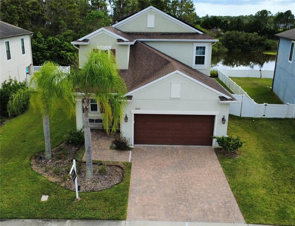 11832 LAKE BOULEVARD - 5bd/4ba - $540,000 - NEW PORT RICHEY, FL