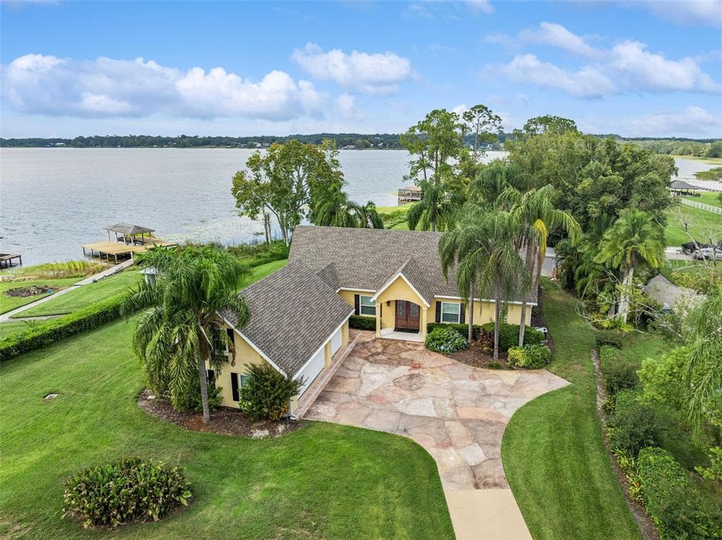 7051 SADLER ROAD - 3bd/3ba - $1,340,000 - MOUNT DORA, FL