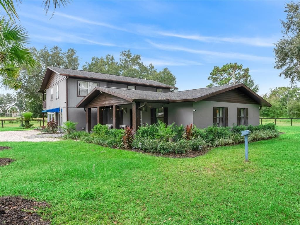 10291 W 40 HIGHWAY - 7bd/3ba - $950,000 - OCALA, FL