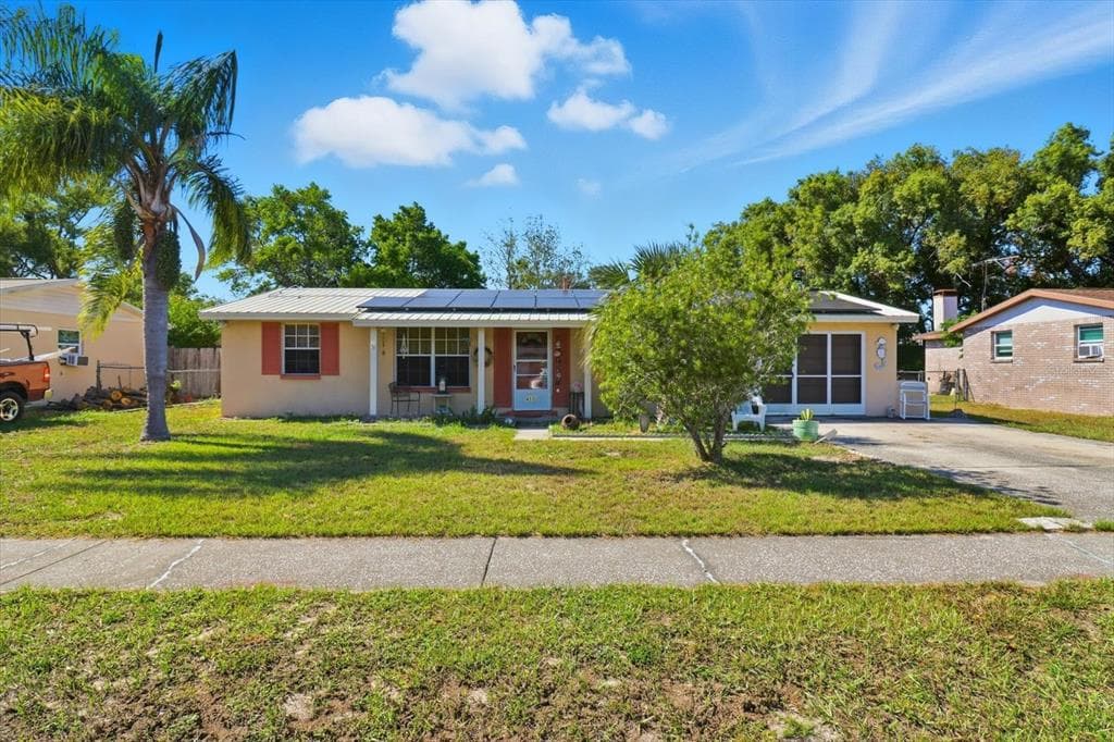 4337 PEACOCK ROAD - 2bd/2ba - $225,000 - SPRING HILL, FL