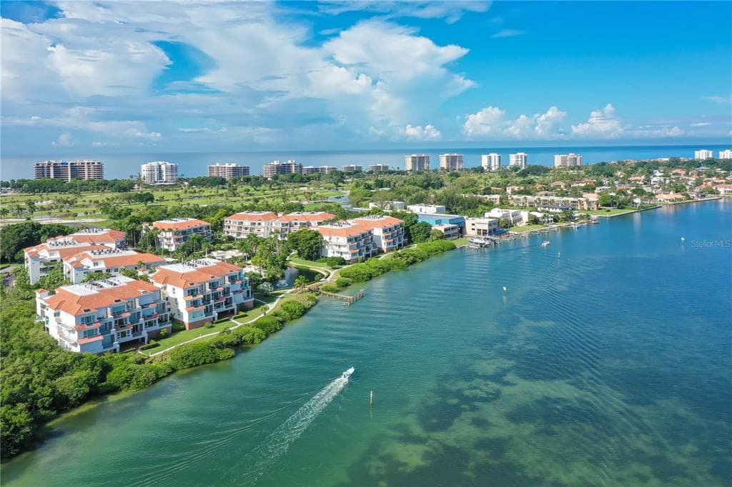 350 GULF OF MEXICO DRIVE UNIT 211 - 3bd/3ba - $938,500 - LONGBOAT KEY, FL