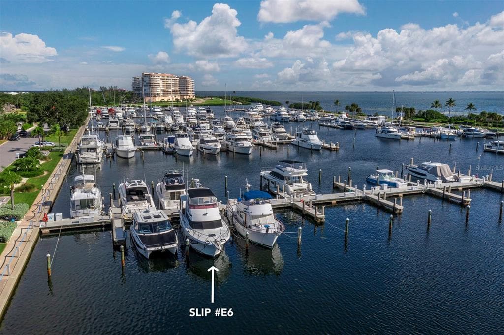 2800 HARBOURSIDE DRIVE UNIT E06 - nullbd/0ba - $300,000 - LONGBOAT KEY, FL