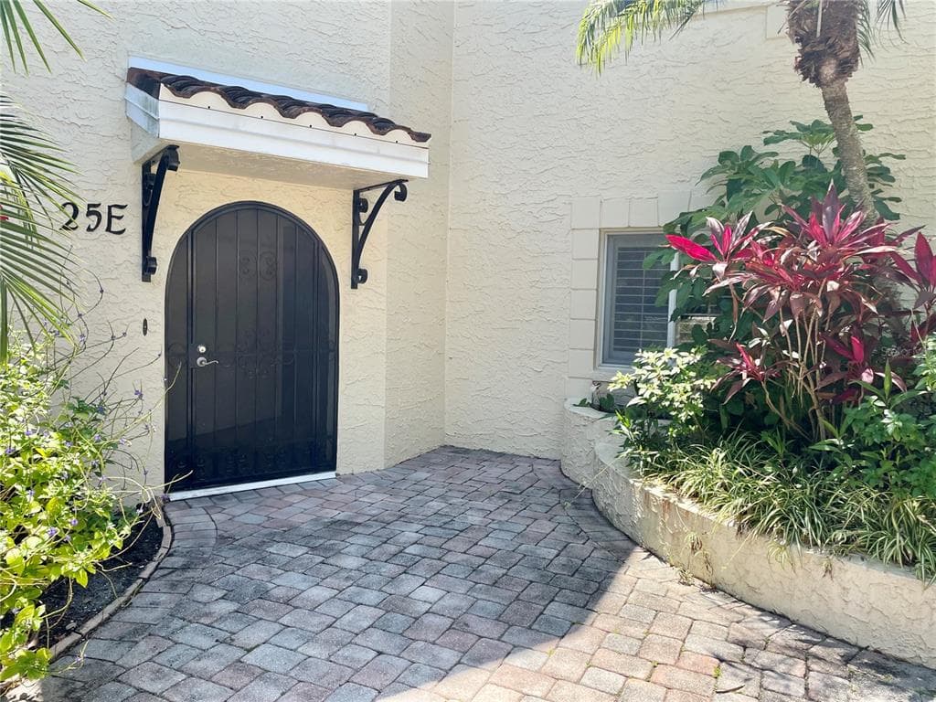 6101 34TH STREET W UNIT 25E - 2bd/2ba - $365,000 - BRADENTON, FL
