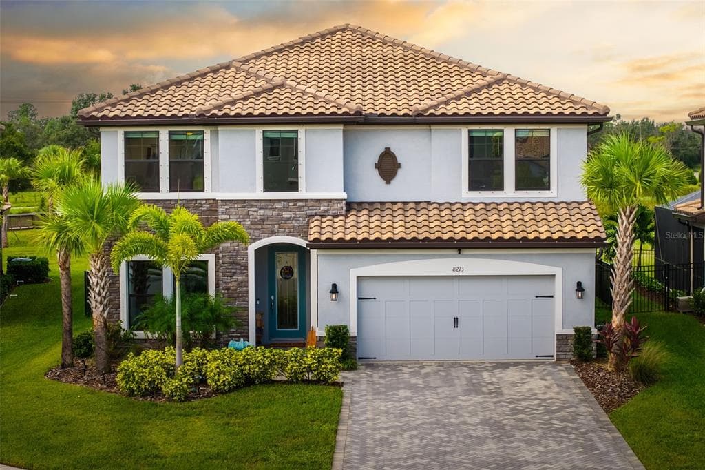 8213 CARRHILL PLACE - 5bd/3ba - $769,999 - PARRISH, FL
