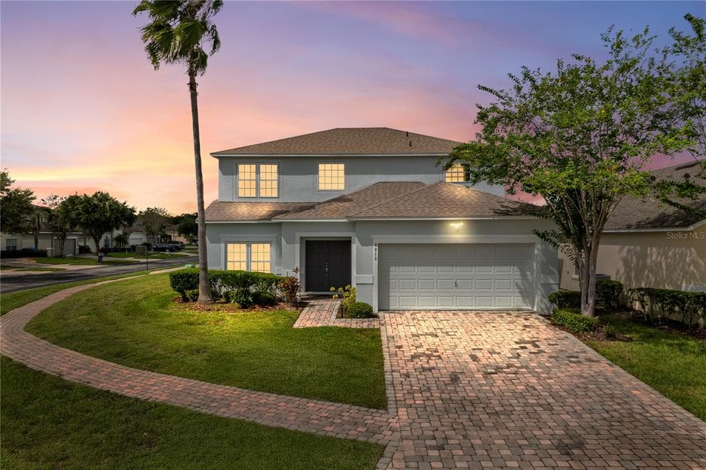 4812 CUMBRIAN LAKES DRIVE - 5bd/4ba - $455,000 - KISSIMMEE, FL