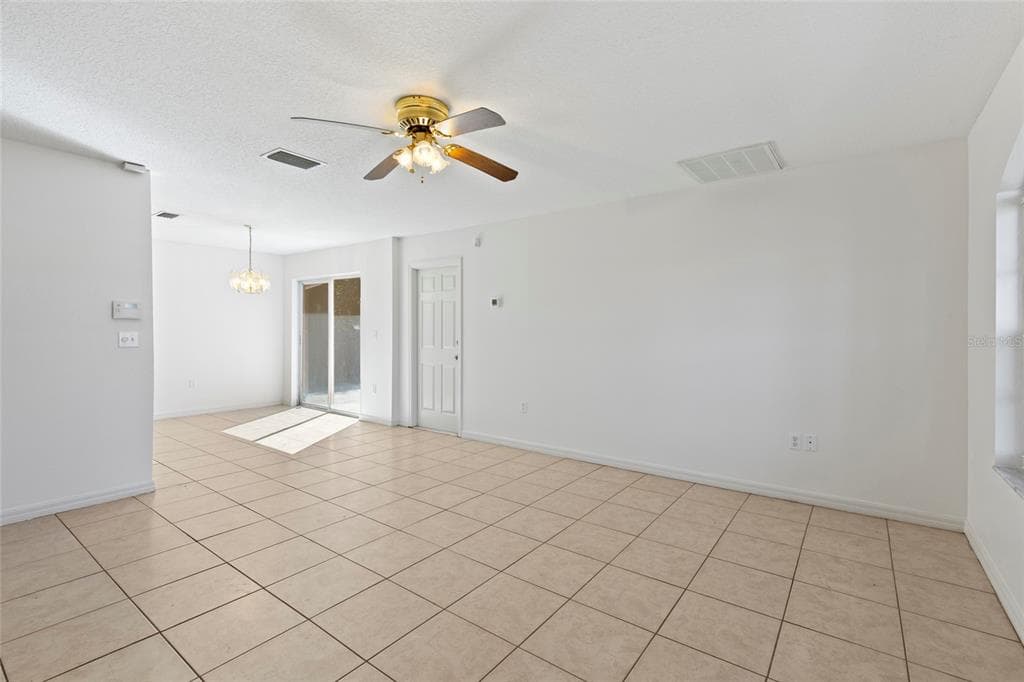 2207 5TH STREET E - Interior/Exterior Photo 4 - BRADENTON, FL