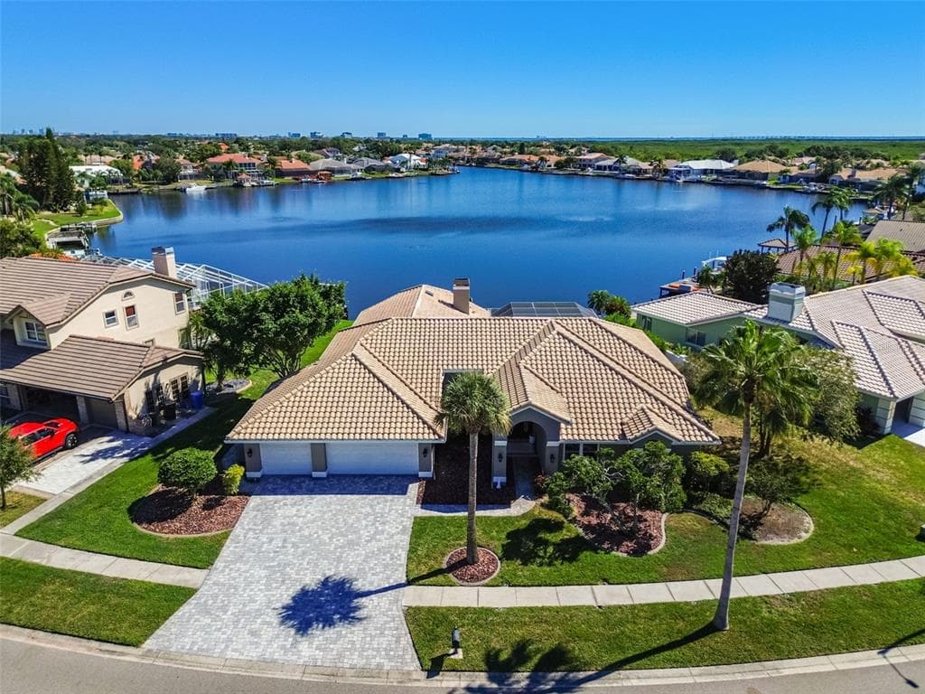 4918 E LONGBOAT BOULEVARD - 4bd/4ba - $1,695,000 - TAMPA, FL