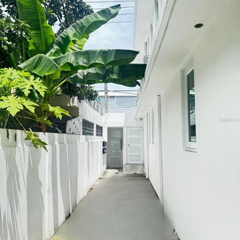 #709 CALLE SAN JUAN - Interior/Exterior Photo 2 - SANTURCE, PR