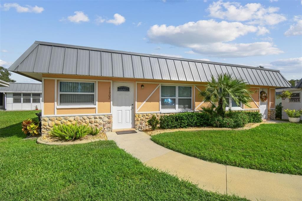 11902 BOYNTON LANE - 2bd/2ba - $150,000 - NEW PORT RICHEY, FL