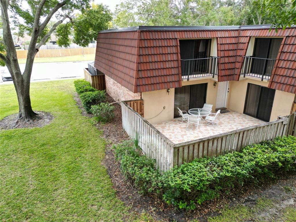 2725 14TH COURT - 2bd/3ba - $254,000 - PALM HARBOR, FL