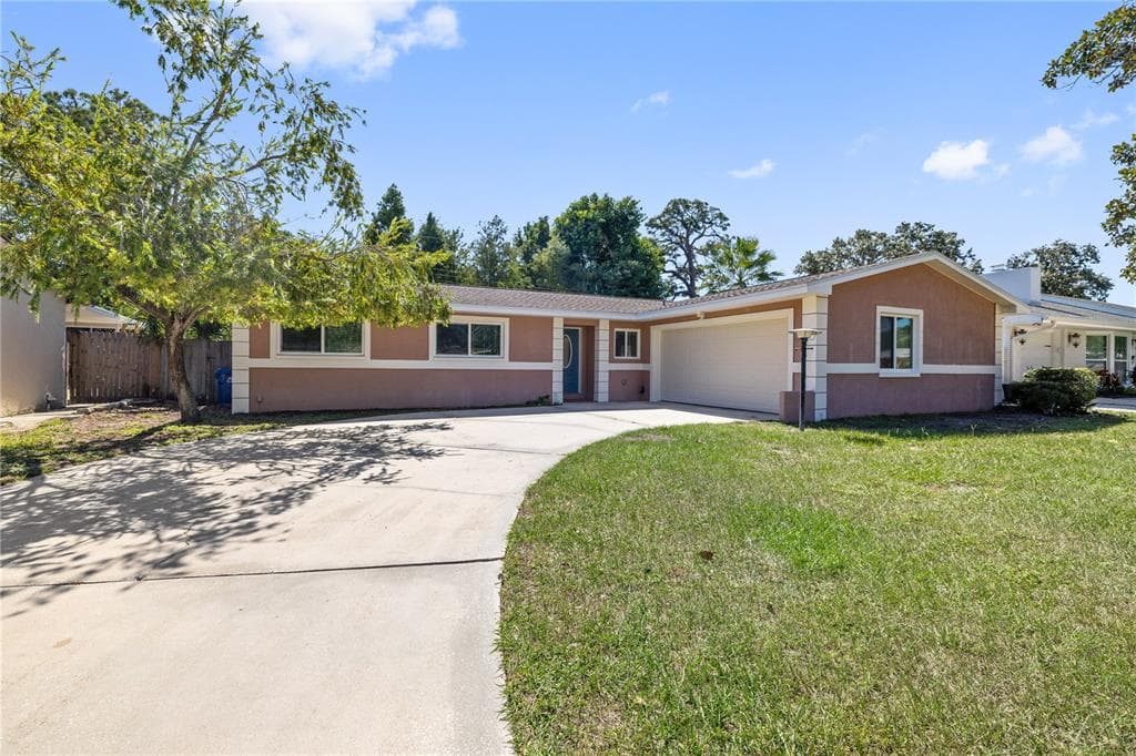 13772 80TH AVENUE - 3bd/2ba - $509,000 - SEMINOLE, FL