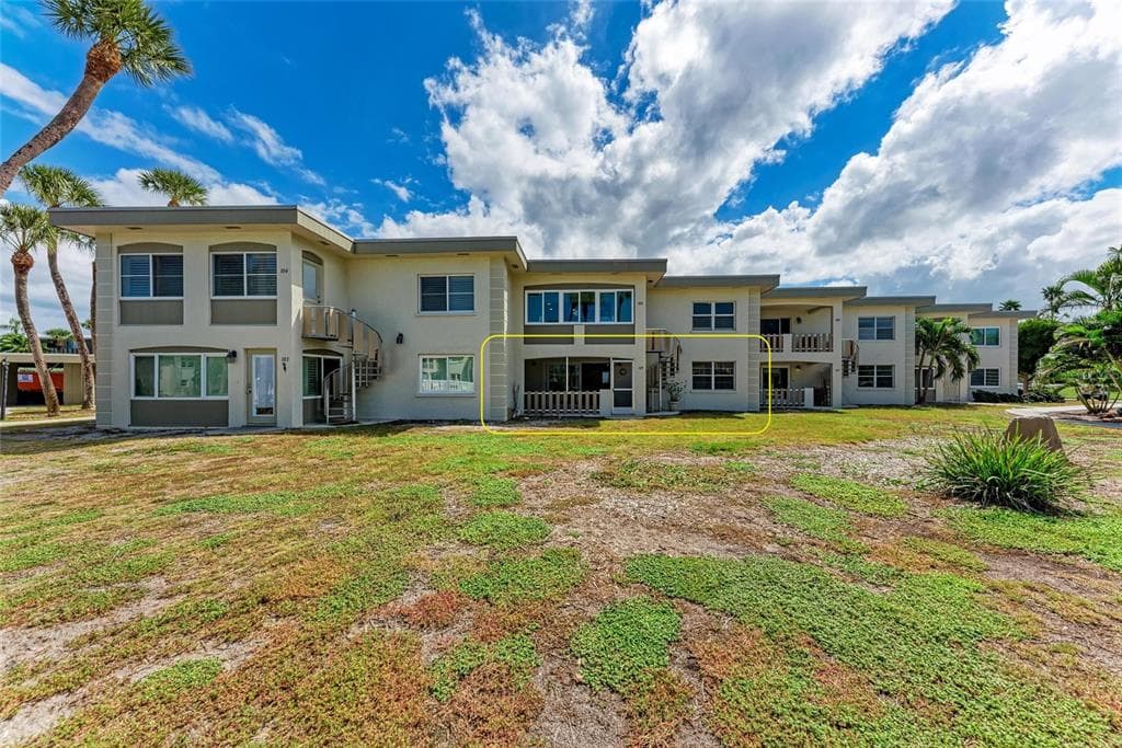 6300 FLOTILLA DRIVE UNIT 105 - 2bd/2ba - $440,000 - HOLMES BEACH, FL