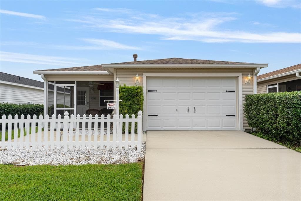 2690 SUFFOLK STREET - 2bd/2ba - $269,000 - THE VILLAGES, FL