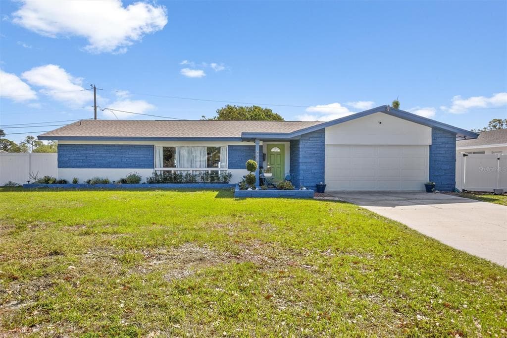 6300 16TH STREET S - 3bd/3ba - $745,000 - ST PETERSBURG, FL