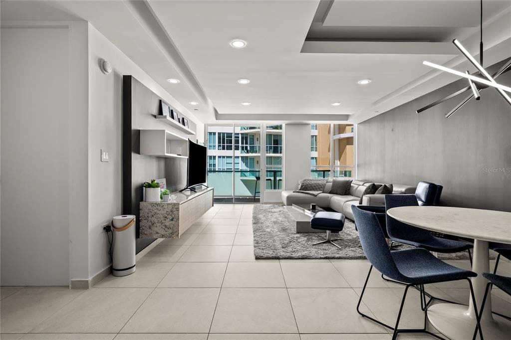 25 Ave Muñoz Rivera BAHIA PLAZA APT UNIT 616 - Interior/Exterior Photo 2 - SAN JUAN, PR