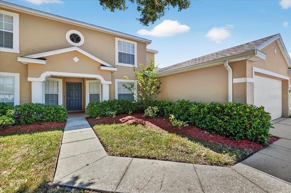 4048 WINDCHIME LANE - 5bd/3ba - $419,900 - LAKELAND, FL