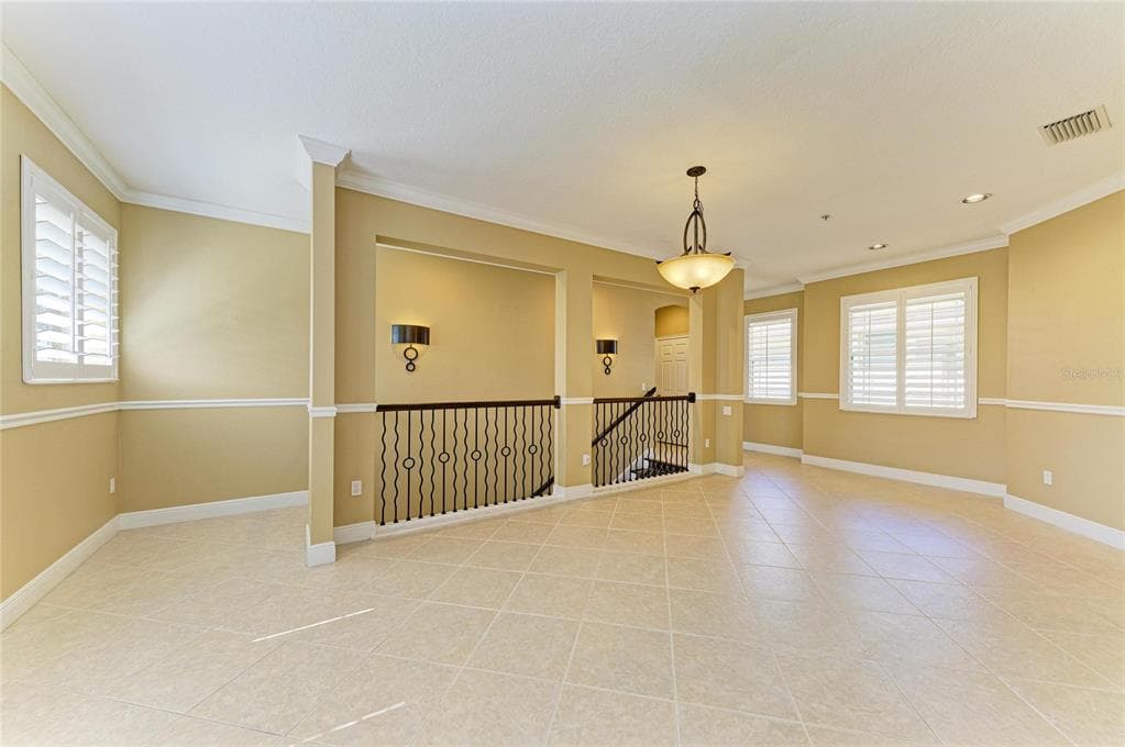 6560 MOORINGS POINT CIRCLE UNIT 202 - Interior/Exterior Photo 5 - LAKEWOOD RANCH, FL