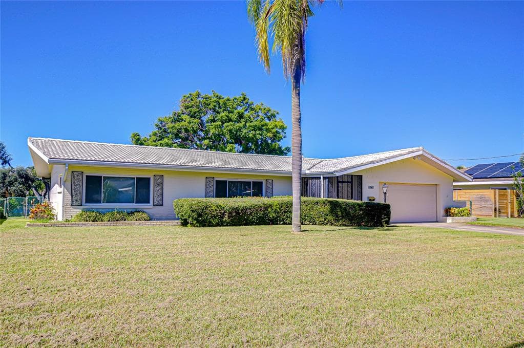 6747 28TH STREET S - Interior/Exterior Photo 3 - ST PETERSBURG, FL