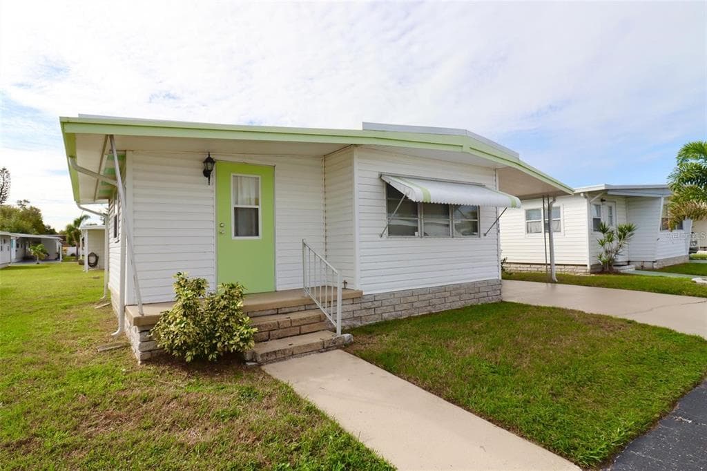 11200 WALSINGHAM ROAD UNIT 124 - 2bd/2ba - $115,000 - LARGO, FL