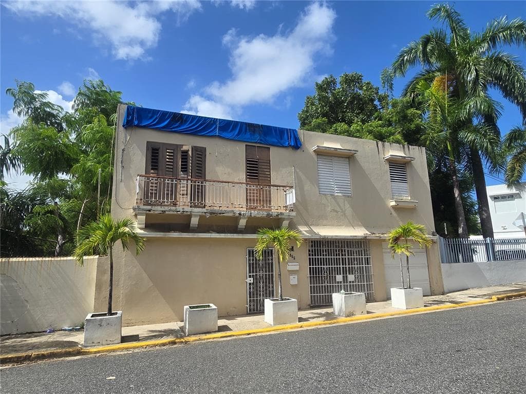 - CALLE SAN ANTONIO UNIT 1866 - 4bd/2ba - $510,000 - SAN JUAN, PR