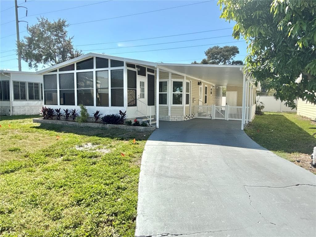 6912 AMERICANA DRIVE NE UNIT 170 - 2bd/2ba - $245,000 - ST PETERSBURG, FL