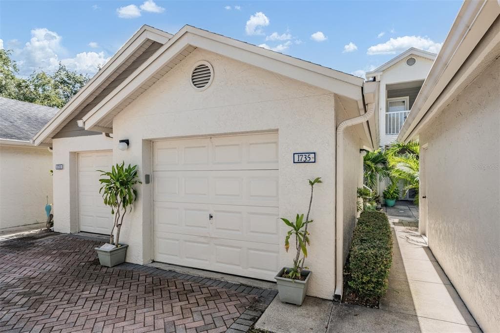 11300 HARBOR WAY UNIT 1735 - 2bd/2ba - $325,000 - LARGO, FL
