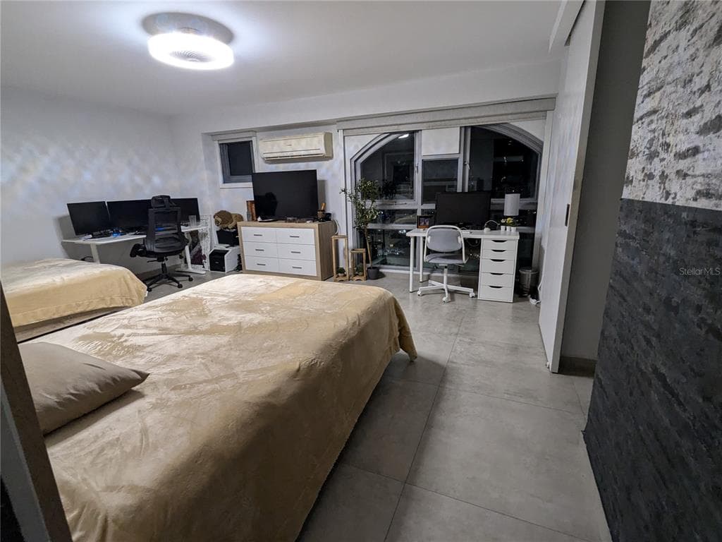 305 VILLAMIL UNIT 2001 - Interior/Exterior Photo 3 - SANTURCE, PR