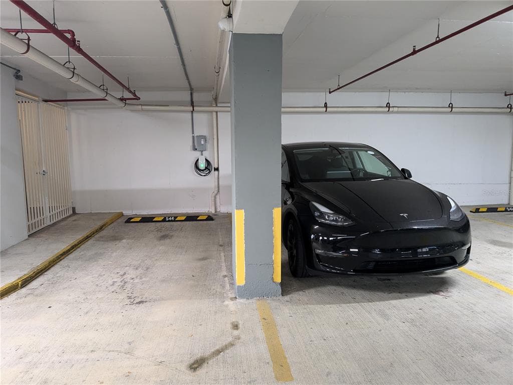 305 VILLAMIL UNIT 2001 - Interior/Exterior Photo 4 - SANTURCE, PR