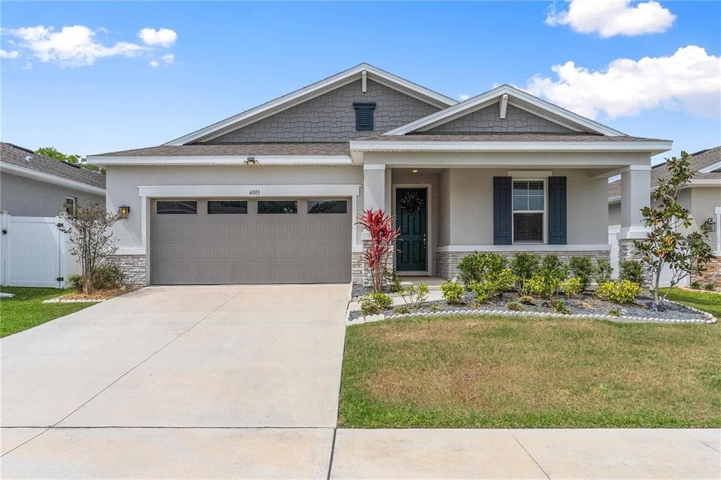6003 NIGHTJAR COURT - 4bd/3ba - $349,900 - OKAHUMPKA, FL