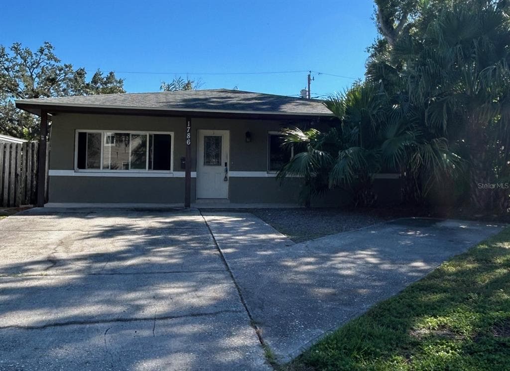 1786 NEVADA AVENUE NE - 3bd/2ba - $269,900 - ST PETERSBURG, FL